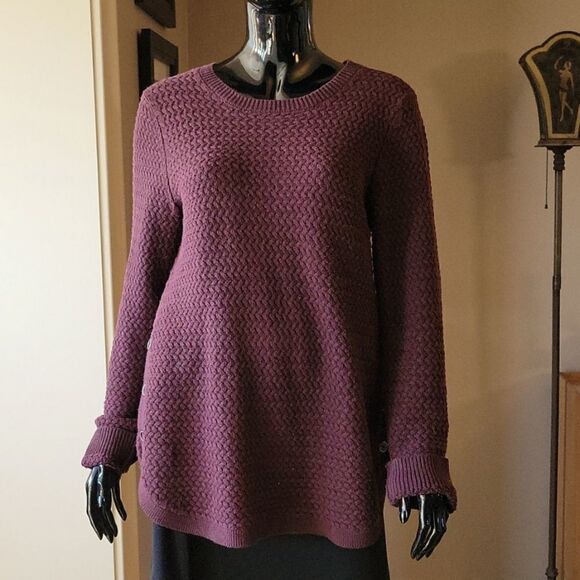 Artisan
NY Sweater Size Medium. - Picture 3 of 8